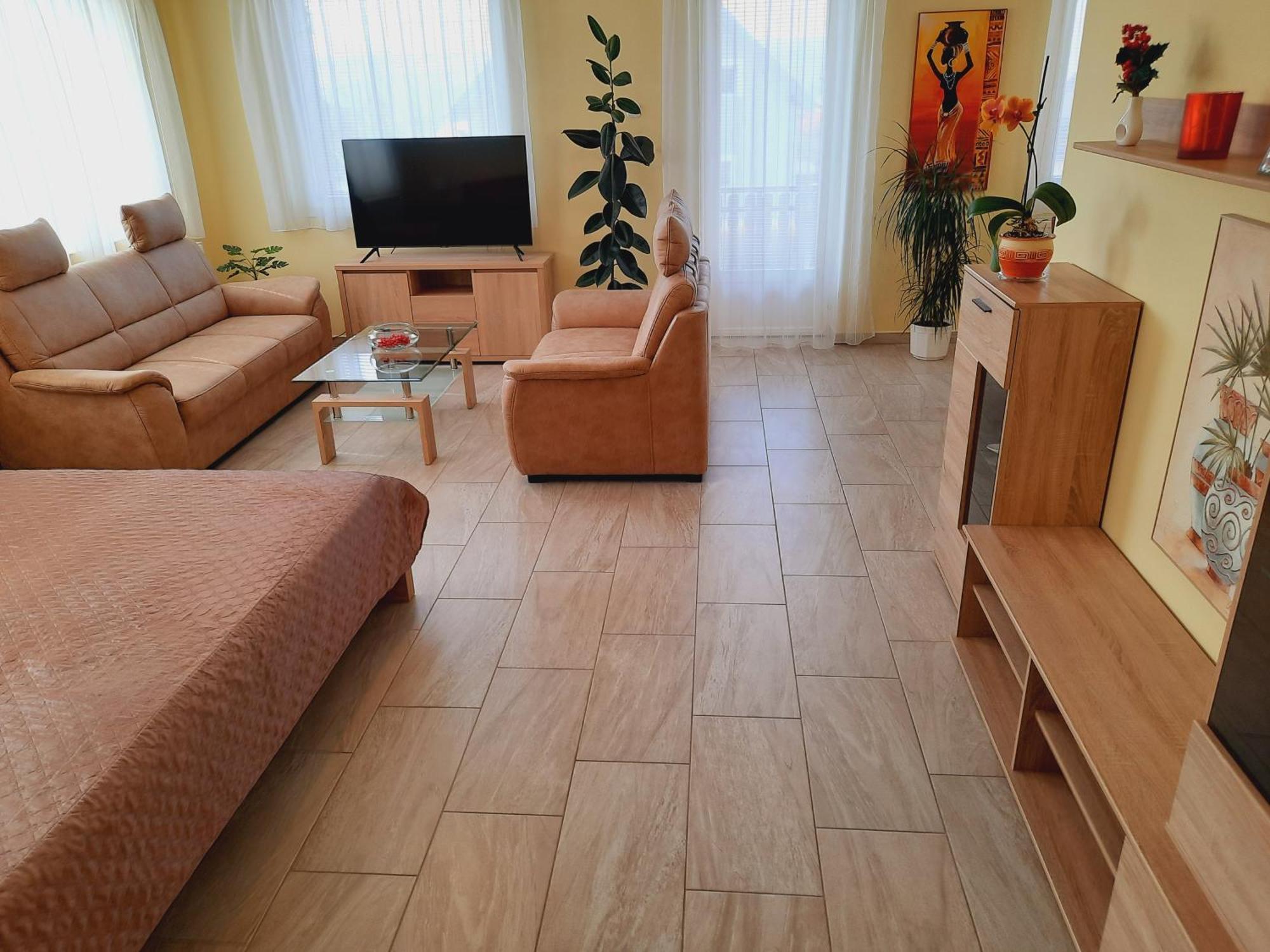 Apartmanhaz King Hévíz المظهر الخارجي الصورة
