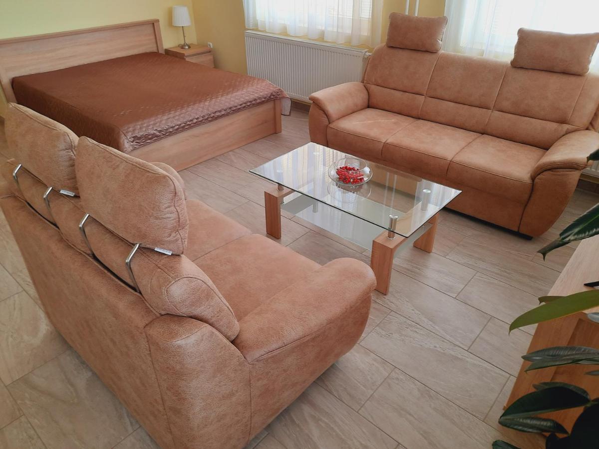 Apartmanhaz King Hévíz المظهر الخارجي الصورة
