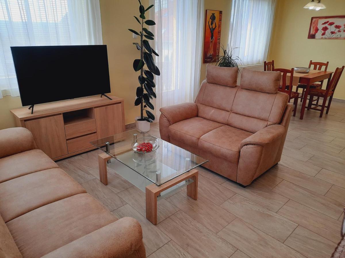 Apartmanhaz King Hévíz المظهر الخارجي الصورة